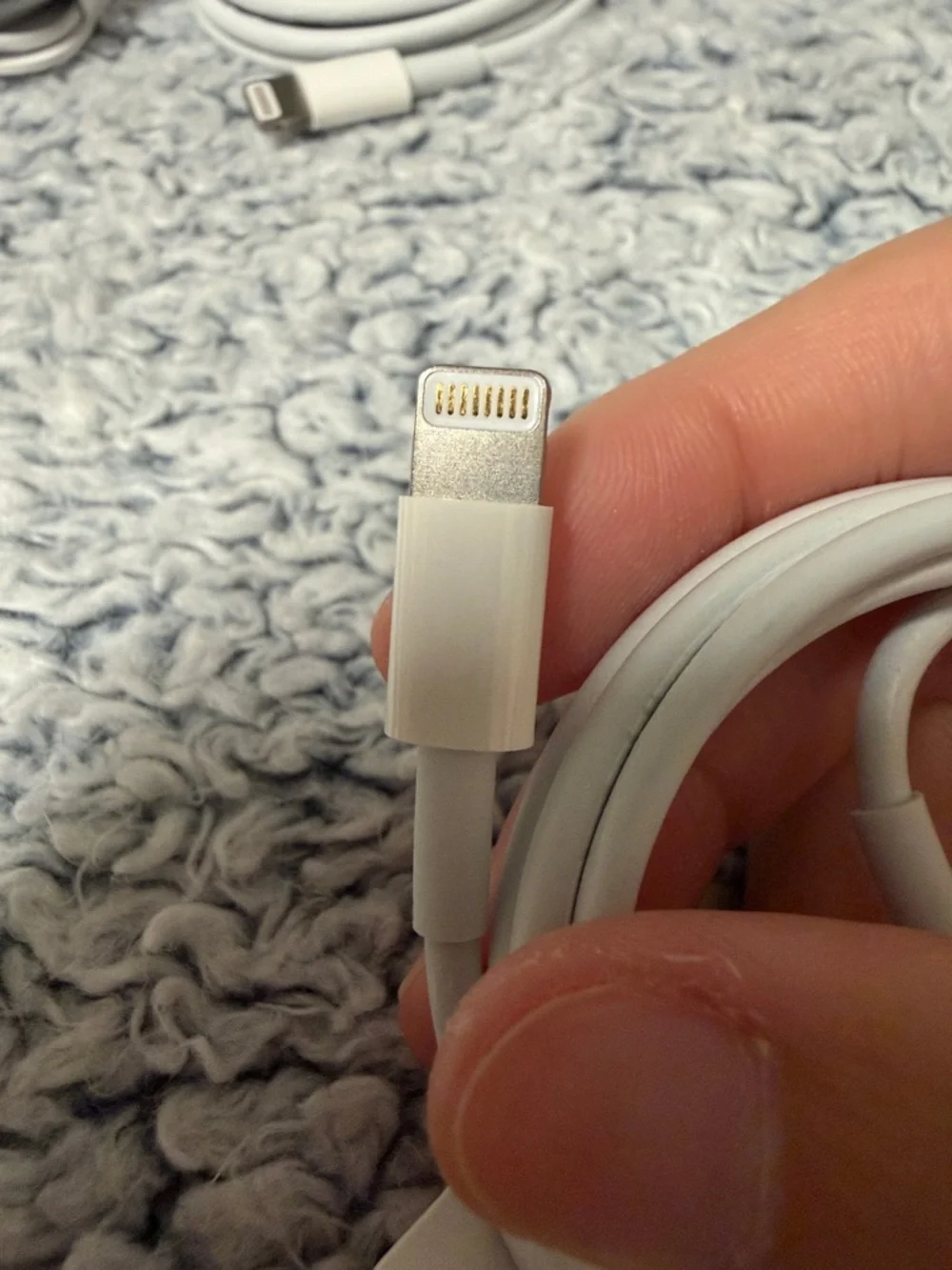 New Apple Bundle of 7 Accessories